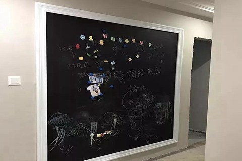 舊房改造 走廊黑板墻設計