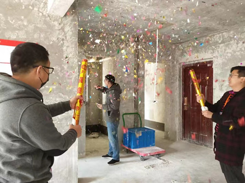 恭喜星韻花園三區任先生家開工大吉！